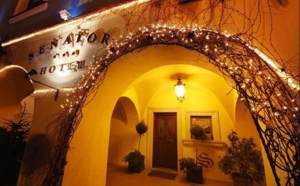 Hotel Senator #N/A Exterior photo