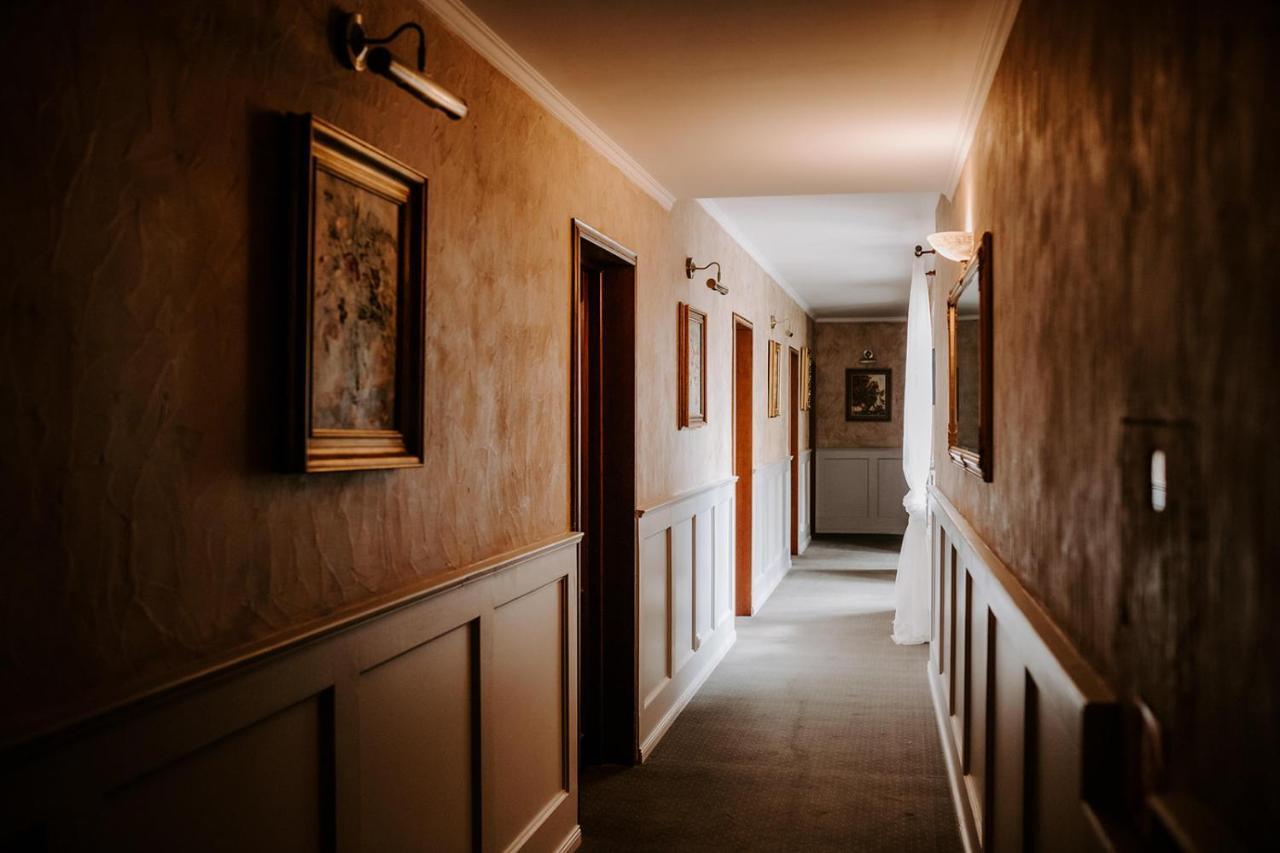 Hotel Senator #N/A Exterior photo